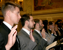 New Wisconsin lawyers take the oath