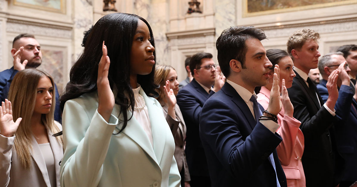 Marquette Law School Class of 2023 takes the Attorney's Oath