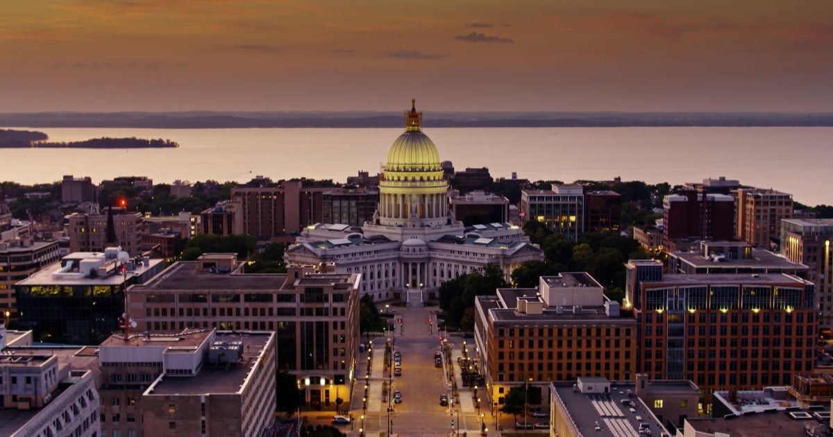 Wisconsin Capitol at dusk