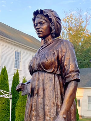 Elizabeth Freeman statue