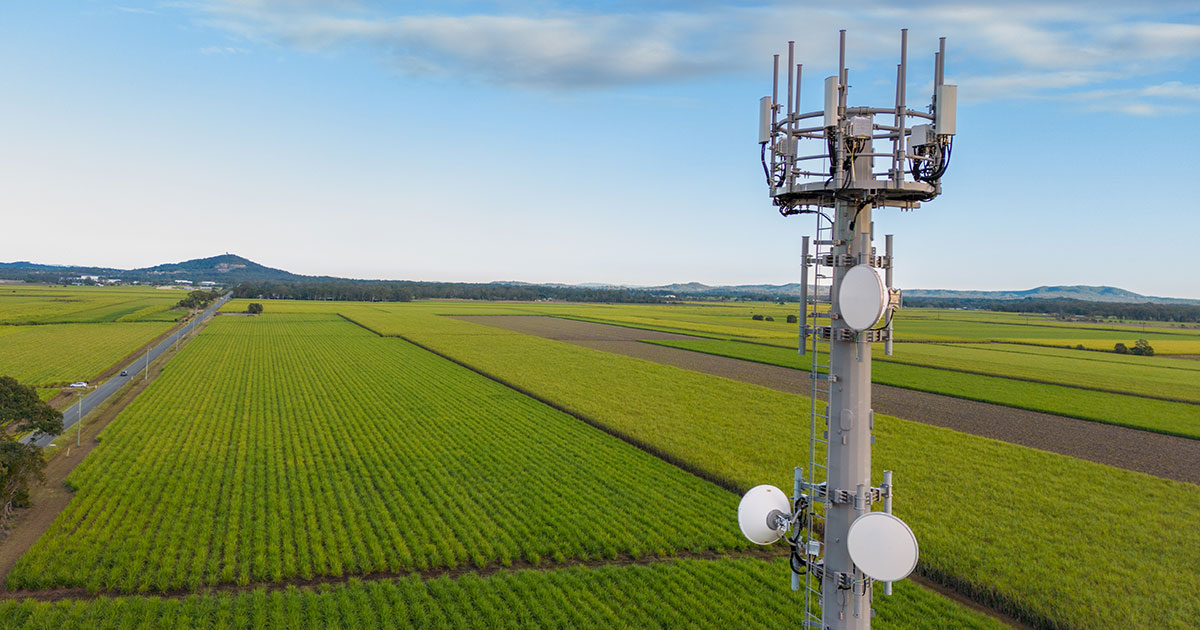 antenna in rural field