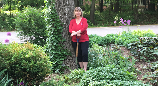 Kathryn Foster gardening