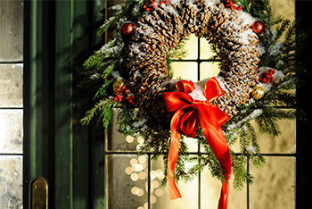 Holiday wreath