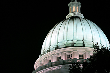 Wisconsin State Capitol at night