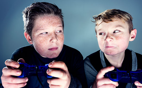 kids playing video games